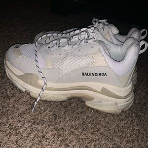 Balenciaga Shoes - Balenciaga Triple S sneakers Balenciaga Shoes - Balenciaga Triple S sneakers
